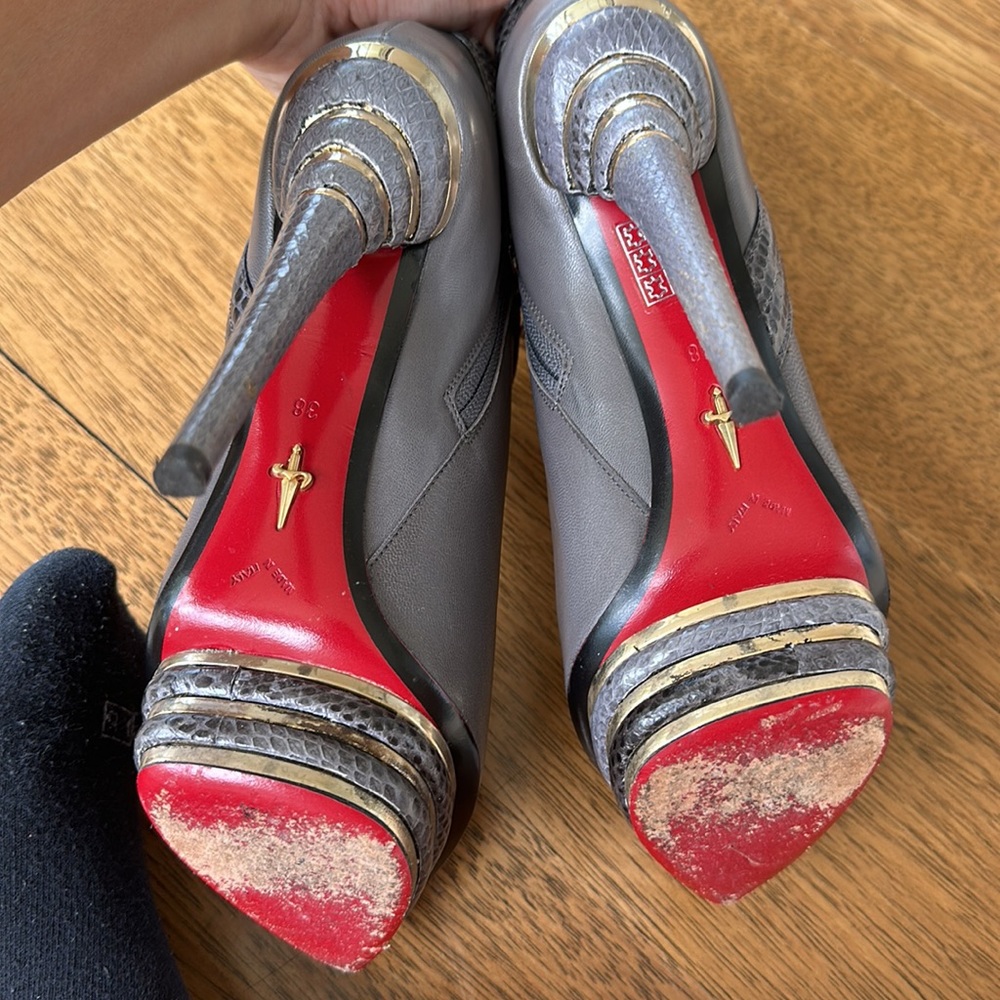 Cesare Paciotti heeled booties - Picture 5 of 5